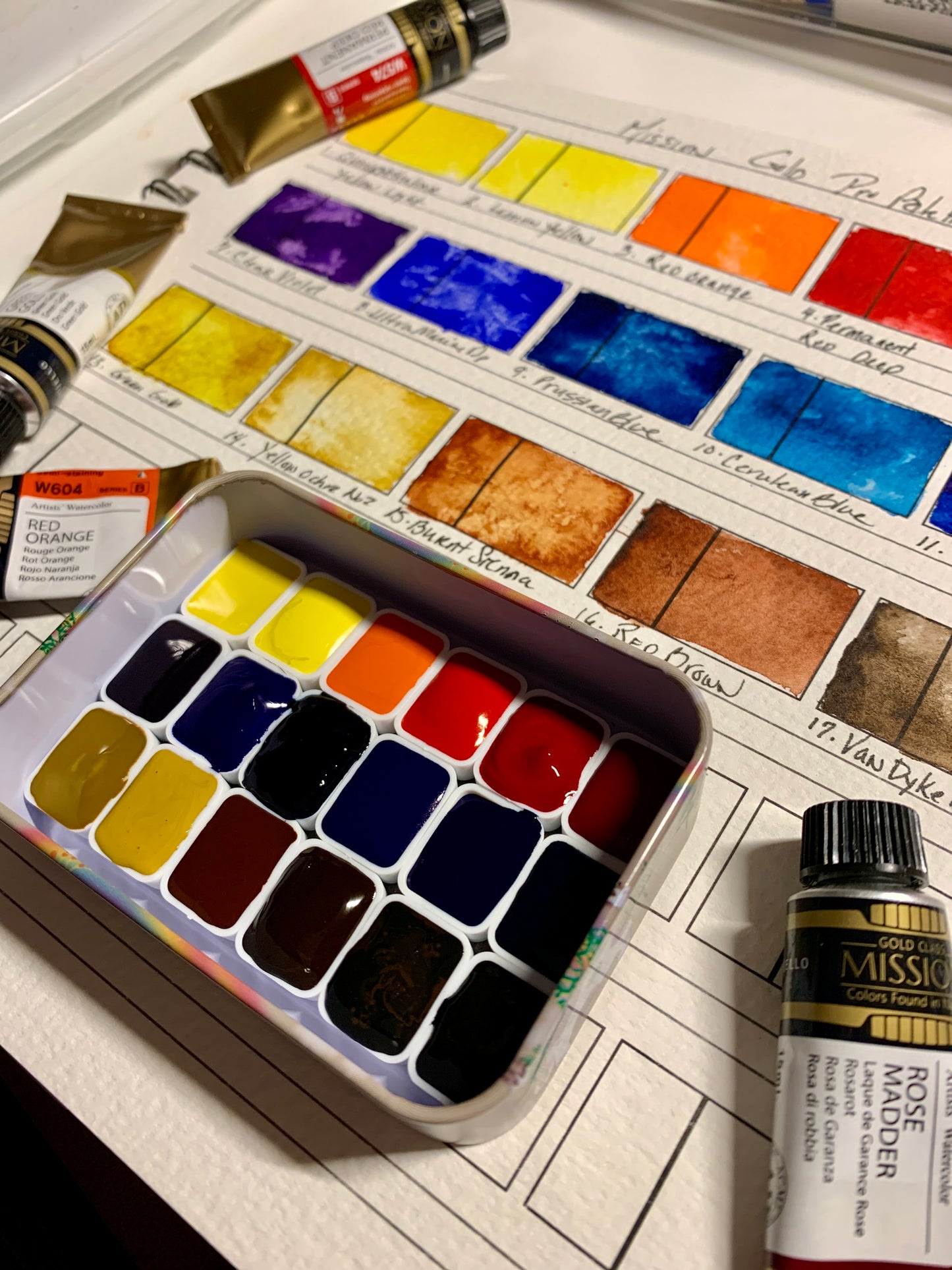 Mission Gold Botanical Mixing Watercolor Palette 18