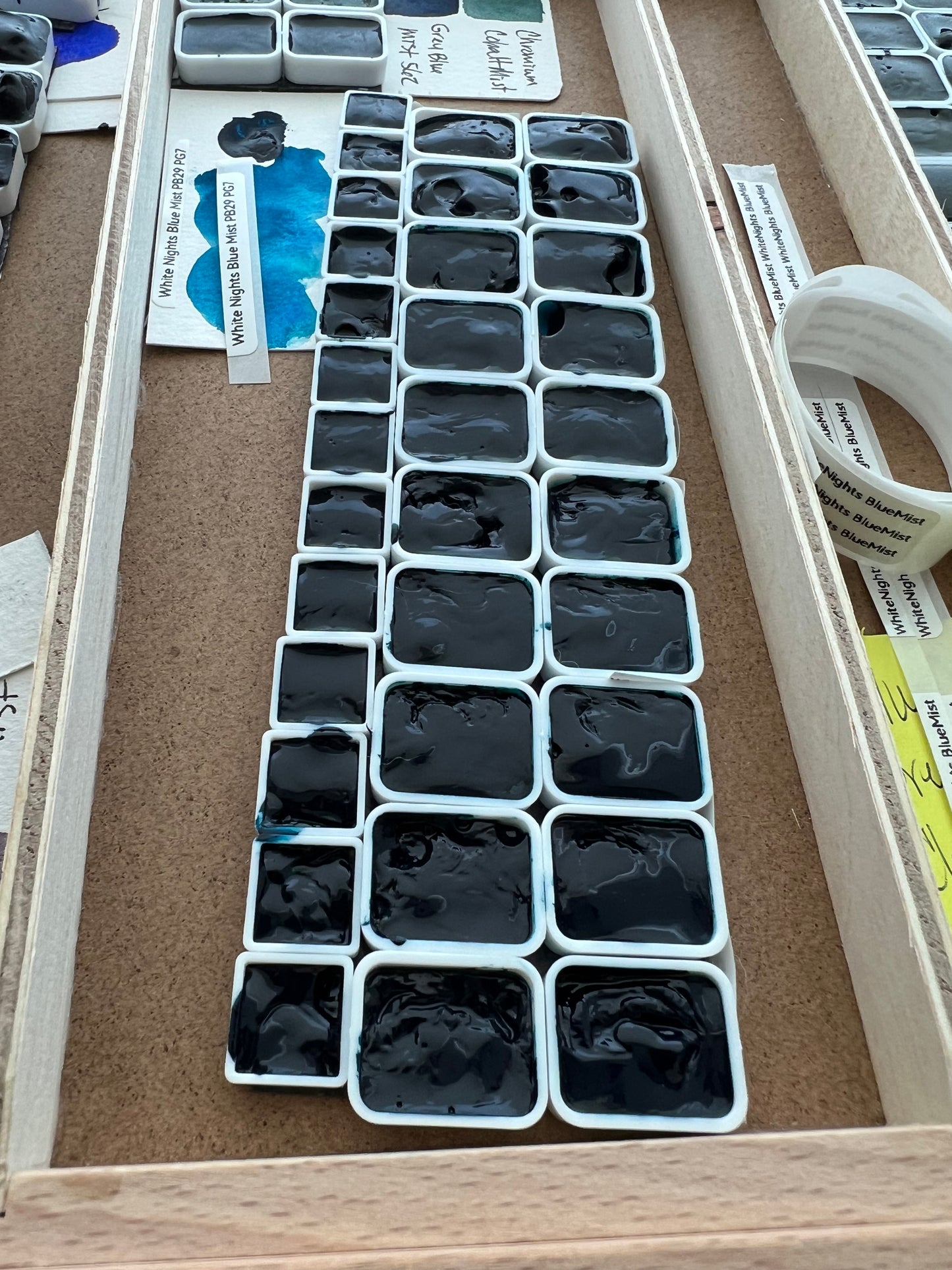 Schmincke Granulating Cobalt Crazy Samplers